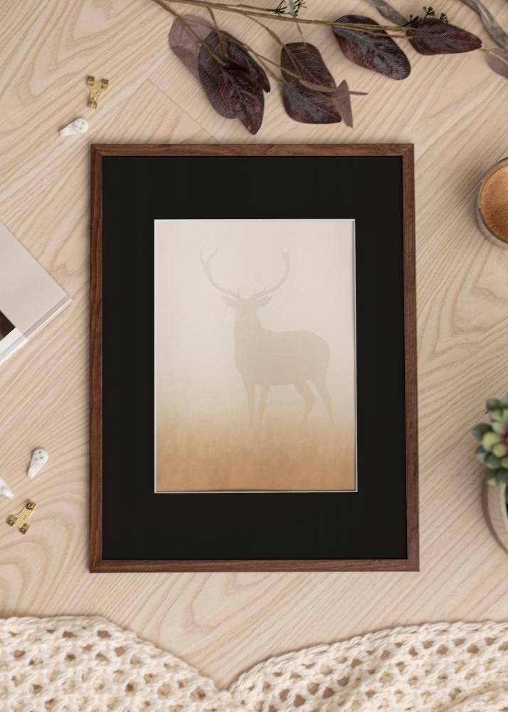 Ram med passepartou Frame Galant Walnut 45x60 cm - Picture Mount Black 12x18 inches