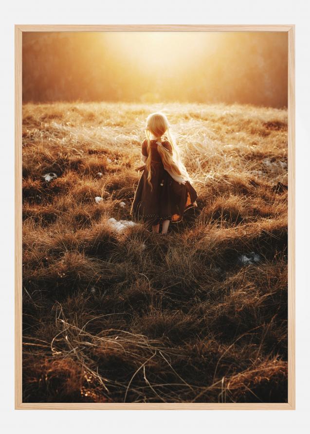 Bildverkstad Girl walks in the dew Poster