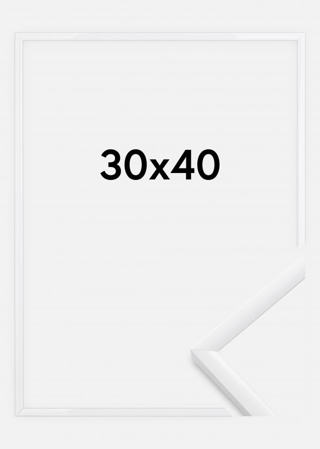 White picture frames Find a nice white picture frame with us