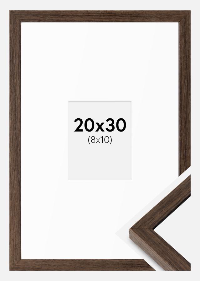 Ram med passepartou Frame Ares Walnut 20x30 cm - Mounts White 9x11 cm