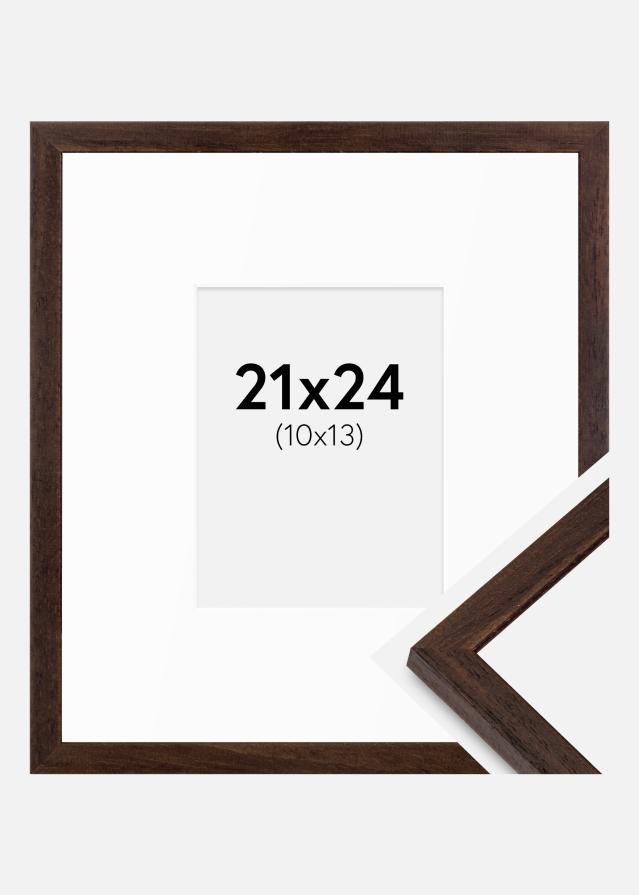 Ram med passepartou Frame Edsbyn Walnut 21x24 cm - Mounts White 11x14 cm