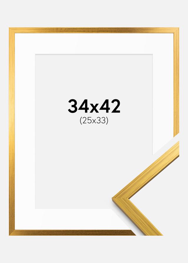 Ram med passepartou Frame Edsbyn Gold 34x42 cm - Mounts White 26x34 cm