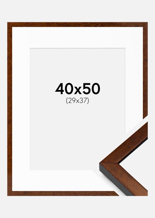 Ram med passepartou Frame Ares Walnut 40x50 cm - Mounts White 30x38 cm