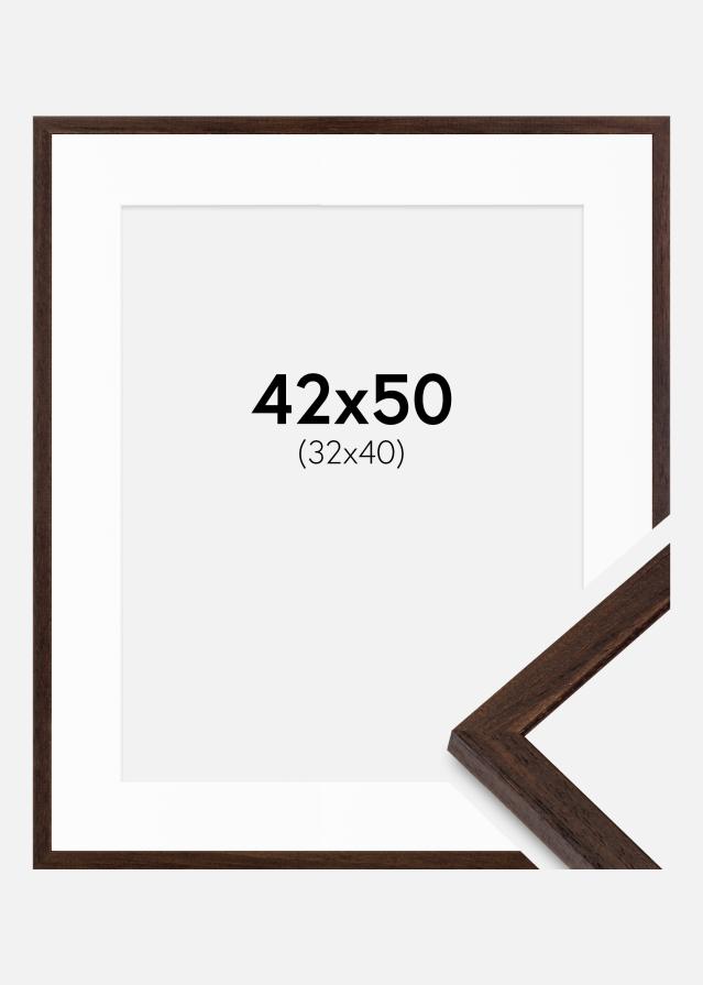 Ram med passepartou Frame Edsbyn Walnut 42x50 cm - Mounts White 33x41 cm