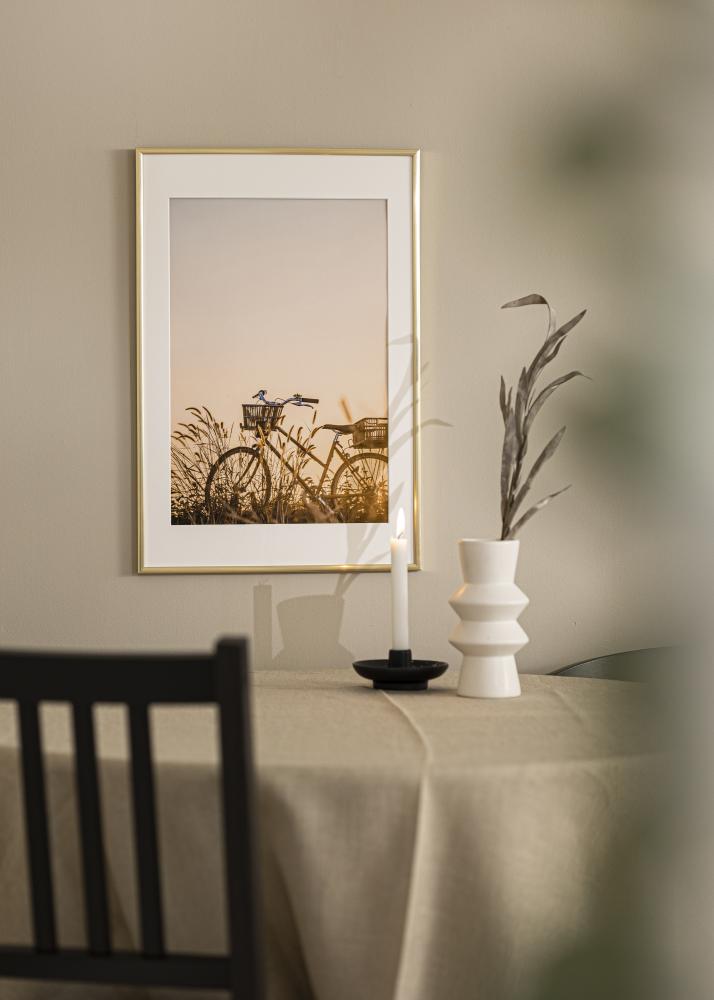 Ram med passepartou Frame New Lifestyle Gold 60x90 cm - Mounts White 40x70 cm