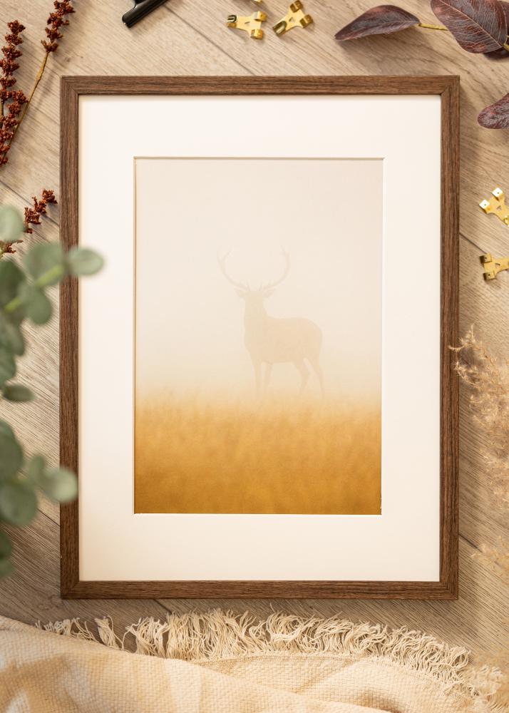 Ram med passepartou Frame Ares Walnut 40x50 cm - Mounts White 12x16 inches