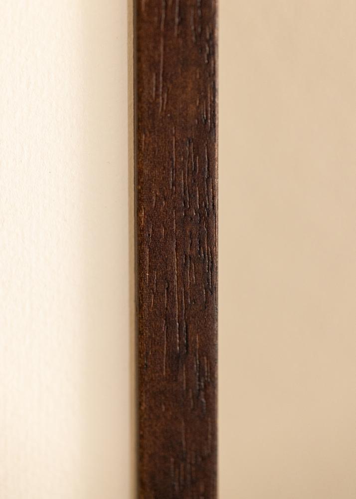 Ram med passepartou Frame Edsbyn Walnut 14x20 cm - Mounts White 8x12 cm