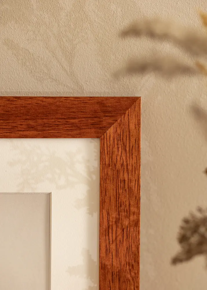 Ram med passepartou Frame Juno Cherry 40x50 cm - Mounts White 31.5x40 cm