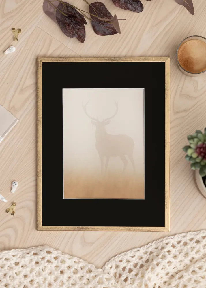 Ram med passepartou Frame Galant Gold 40x50 cm - Picture Mount Black 29.7x42 cm (A3)