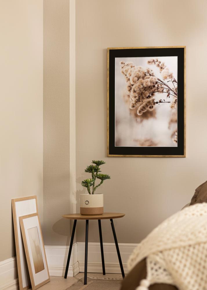 Ram med passepartou Frame Galant Gold 30x40 cm - Picture Mount Black 20x30 cm