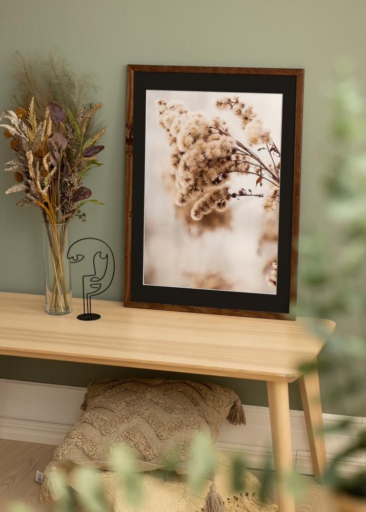 Ram med passepartou Frame Stilren Walnut 20x30 cm - Picture Mount Black 15x21 cm (A5)
