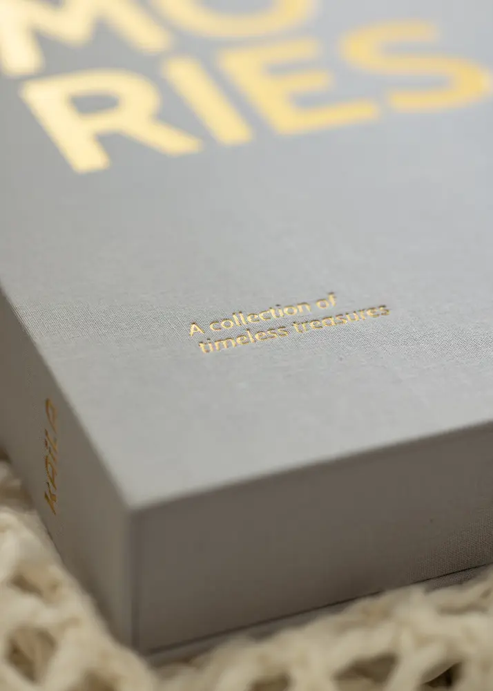KAILA KAILA MEMORIES Grey XL - Coffee Table Photo Album (20 Svarta Sidor/10 Blad)