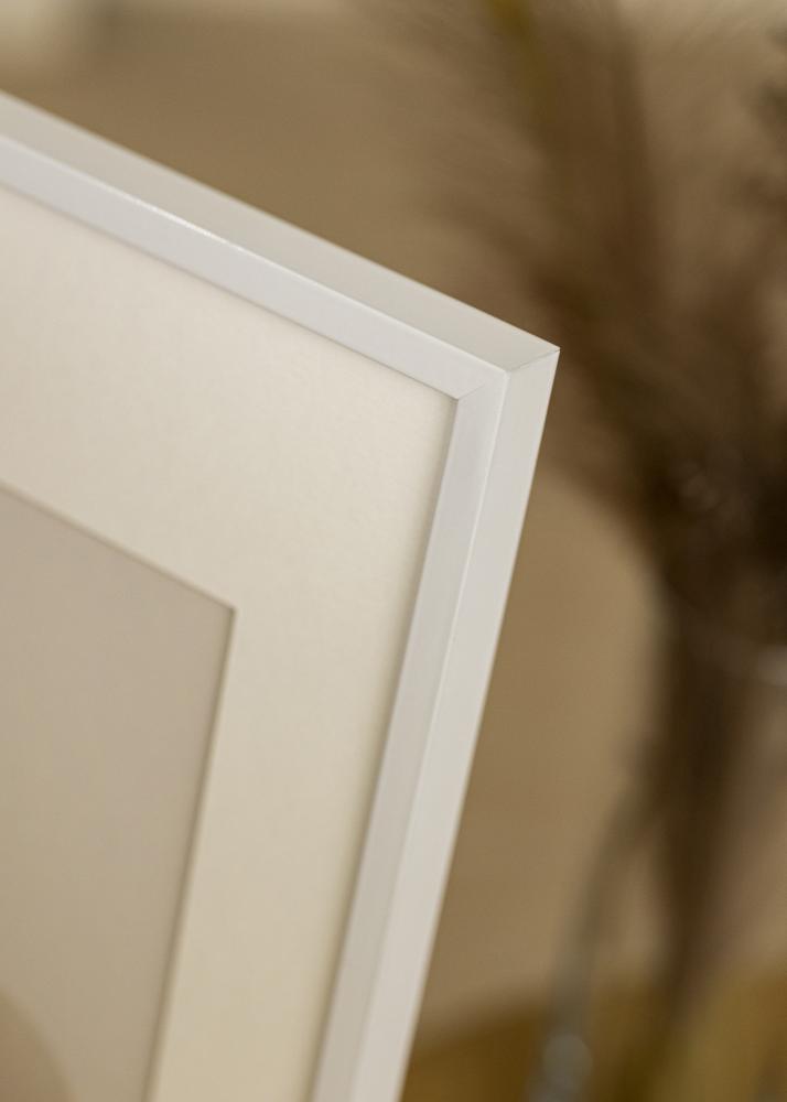 Walther Frame Chair White 59,4x84,1 cm (A1)