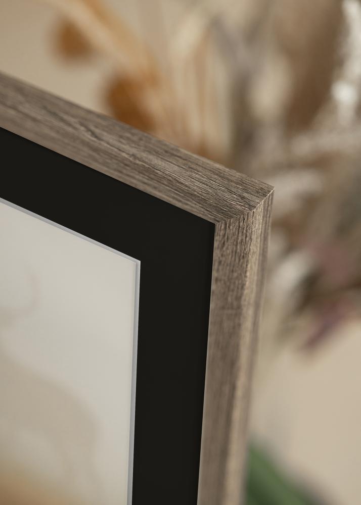 Ram med passepartou Frame Fiorito Walnut 40x60 cm - Picture Mount Black 25x50 cm