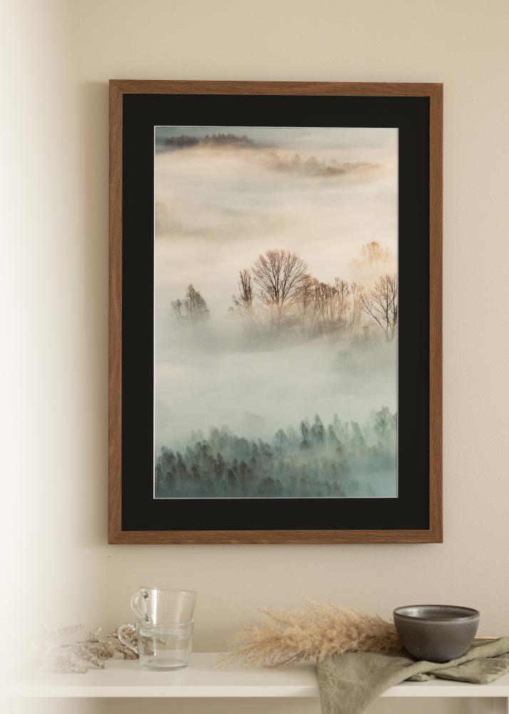 Ram med passepartou Frame Fiorito Dark Oak 40x60 cm - Picture Mount Black 25x50 cm
