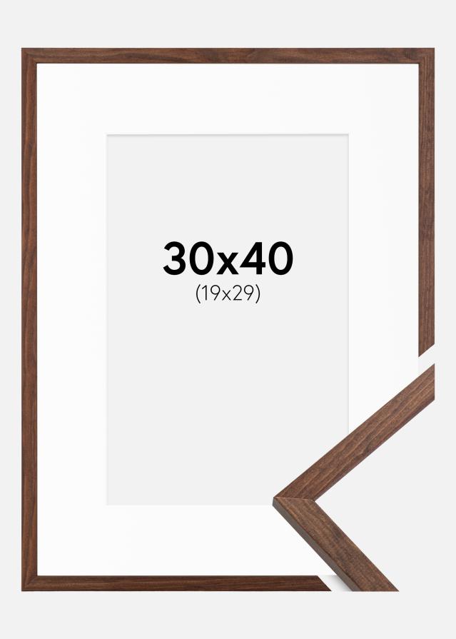 Ram med passepartou Frame Galant Walnut 30x40 cm - Picture Mount White 20x30 cm