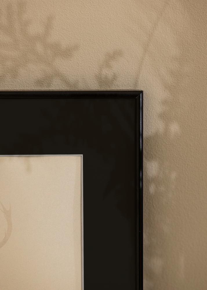 Ram med passepartou Frame Visby White 30x40 cm - Picture Mount Black 20x28 cm