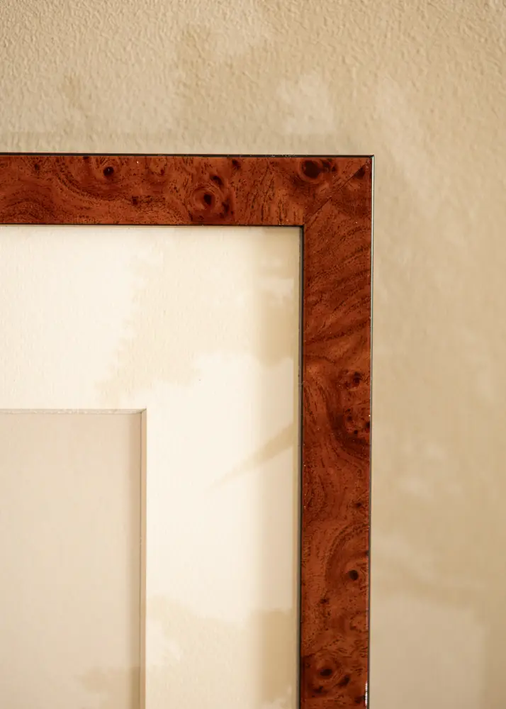 Mavanti Frame Hermes Acrylic Glass Burr Walnut 60x70 cm