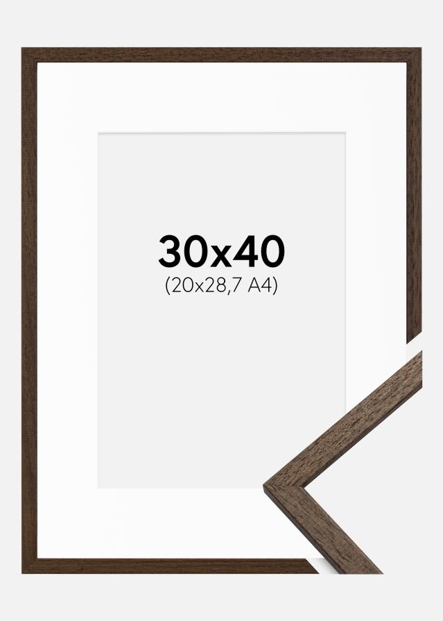 Ram med passepartou Frame Edsbyn Walnut 30x40 cm - Picture Mount White 21x29,7 cm (A4)