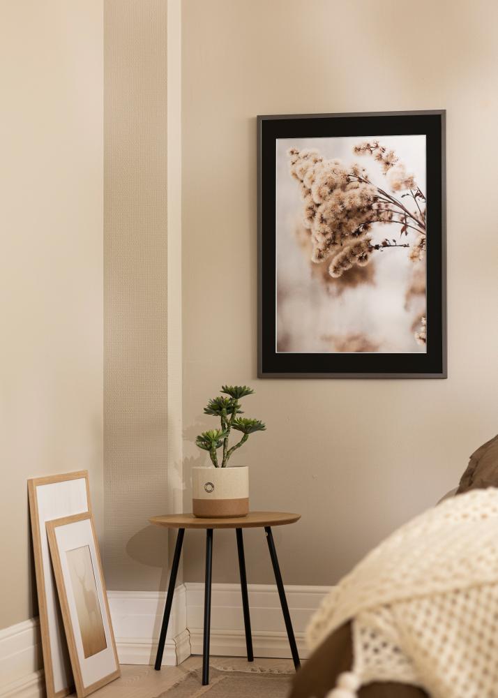 Ram med passepartou Frame Edsbyn Graphite 40x60 cm - Picture Mount Black 30x50 cm