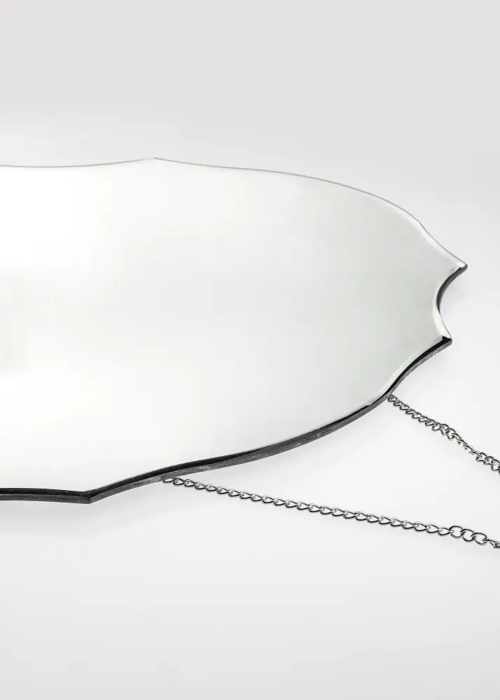Innova Editions Mirror Oval Vintage Bevelled Edge with Chain Hanger 39x50 cm