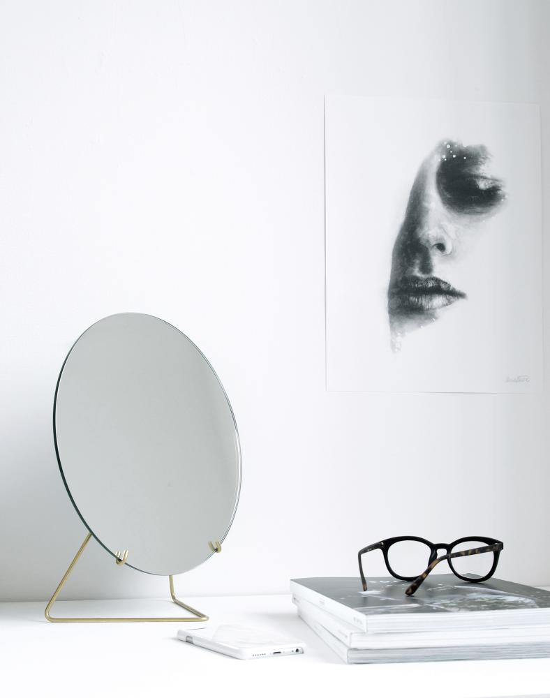 Moebe Table mirror Moebe Brass 30 cm Ø