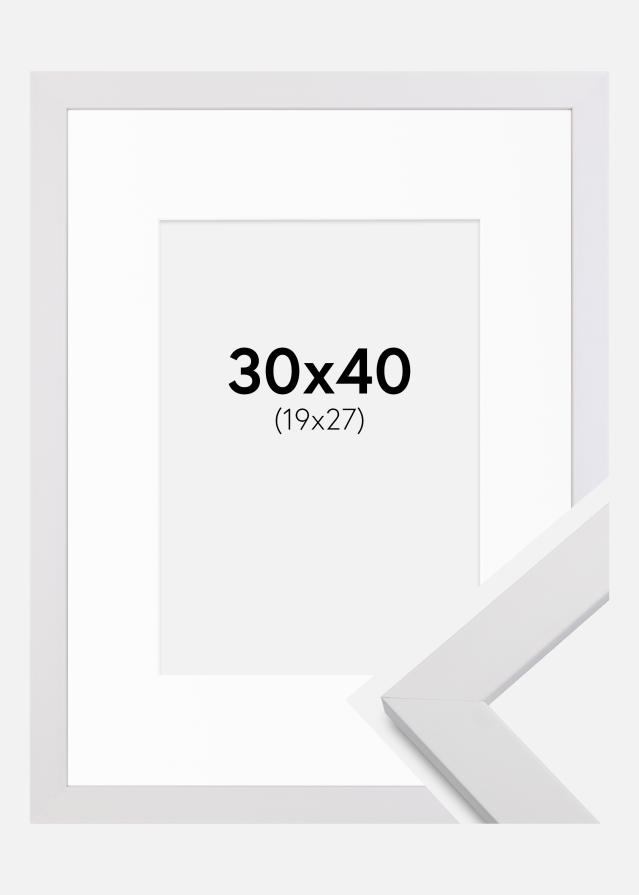 Ram med passepartou Frame White Wood 30x40 cm - Picture Mount White 20x28 cm