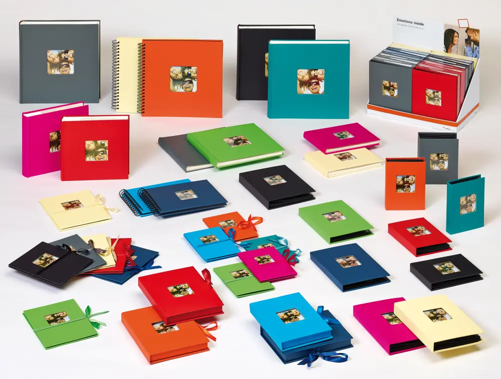 Walther Fun Spiral bound album Turqouise - 23x17 cm (40 Black pages / 20 sheets)
