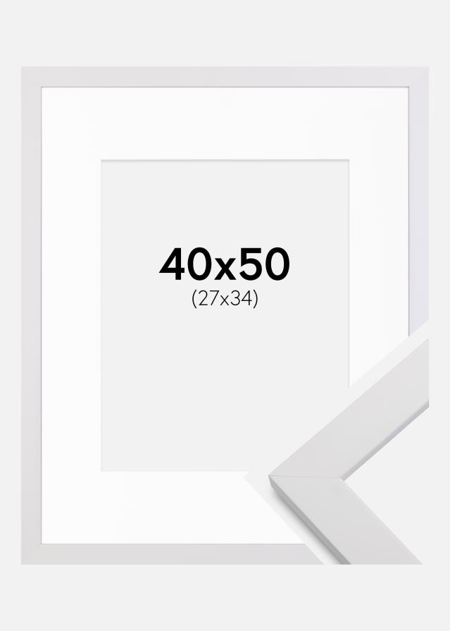 Ram med passepartou Frame White Wood 40x50 cm - Picture Mount White 28x35 cm