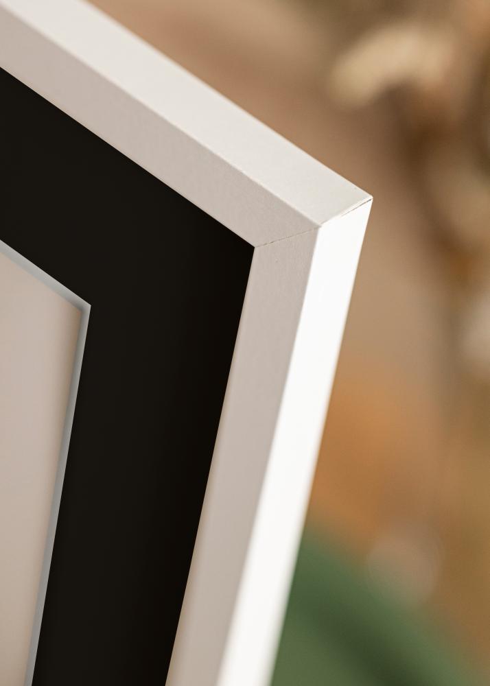 Ram med passepartou Frame Trendy White 20x25 cm - Picture Mount Black 14x18 cm