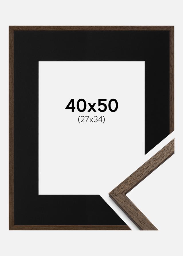 Ram med passepartou Frame Edsbyn Walnut 40x50 cm - Picture Mount Black 28x35 cm