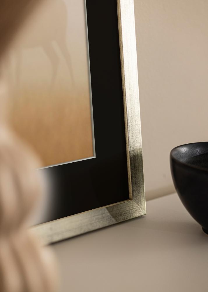 Ram med passepartou Frame Stilren Silver 18x24 cm - Picture Mount Black 13x18 cm