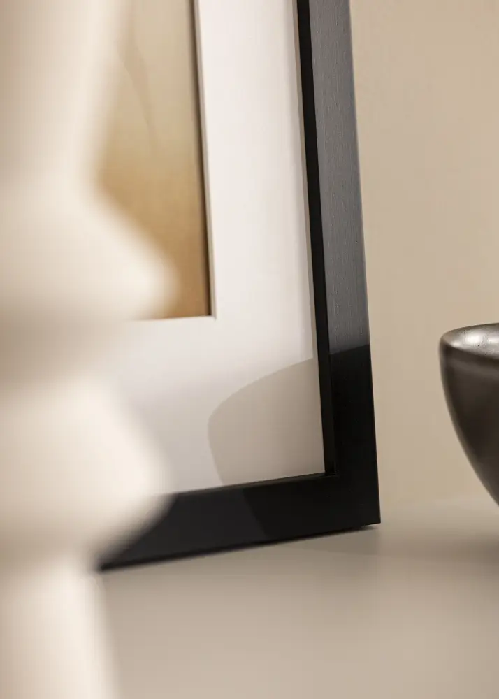 Ram med passepartou Frame Black Wood 45x50 cm - Mounts White 34x41 cm