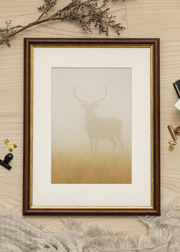 Ram med passepartou Frame Siljan Brown 45x50 cm - Mounts White 34x42 cm