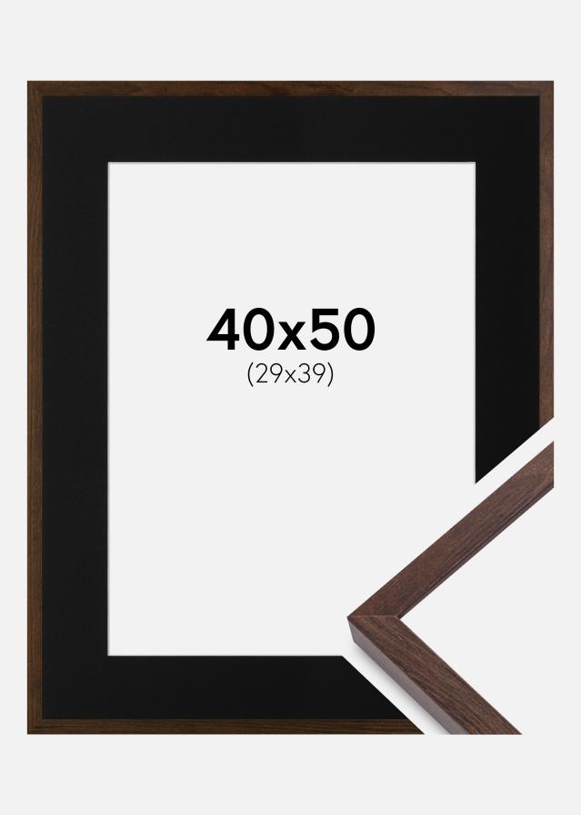 Ram med passepartou Frame E-Line Walnut 40x50 cm - Picture Mount Black 30x40 cm
