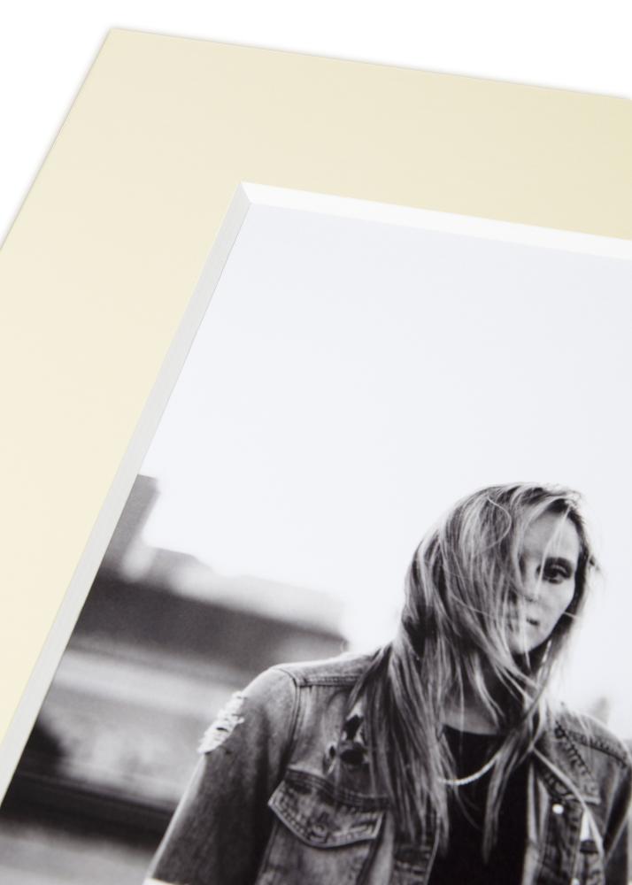 Konstlist Crescent Mount Cream 3 mm (White Core) 21x30 cm (17x23)