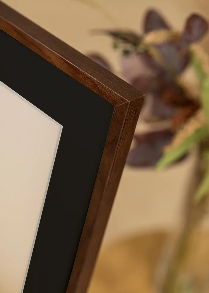 Ram med passepartou Frame E-Line Walnut 30x40 cm - Picture Mount Black 21x30 cm