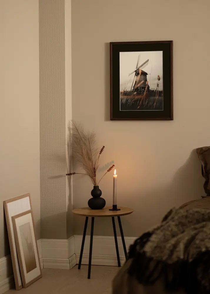 Ram med passepartou Frame E-Line Walnut 30x40 cm - Picture Mount Black 21x30 cm