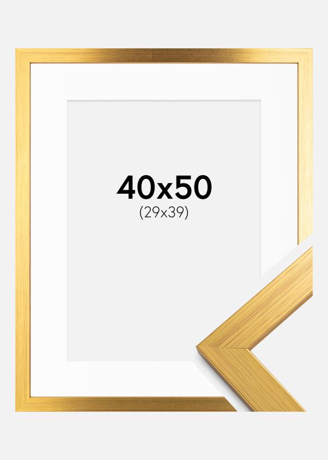 Ram med passepartou Frame Gold Wood 40x50 cm - Picture Mount White 30x40 cm