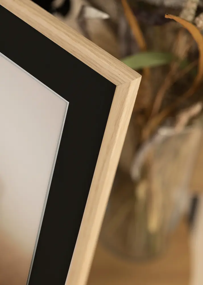 Ram med passepartou Frame Edsbyn Oak 30x40 cm - Picture Mount Black 21x30 cm