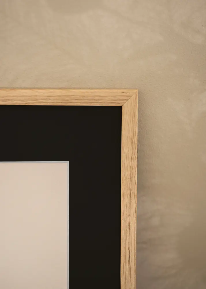 Ram med passepartou Frame Edsbyn Oak 30x40 cm - Picture Mount Black 21x30 cm