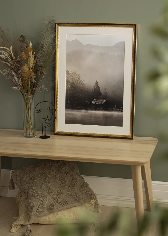 Ram med passepartou Frame Abisko Gold 18x35 cm - Picture Mount White 4x10 inches
