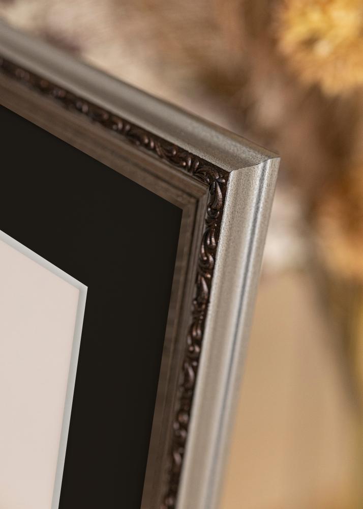 Ram med passepartou Frame Abisko Silver 30x40 cm - Picture Mount Black 18x27 cm