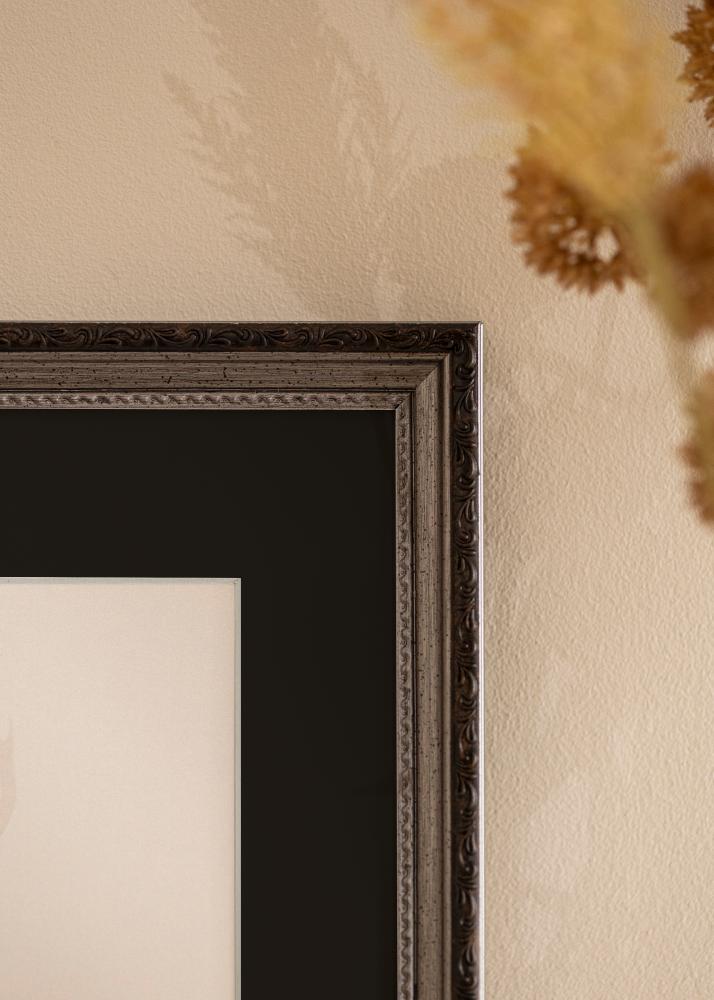 Ram med passepartou Frame Abisko Silver 30x40 cm - Picture Mount Black 18x27 cm