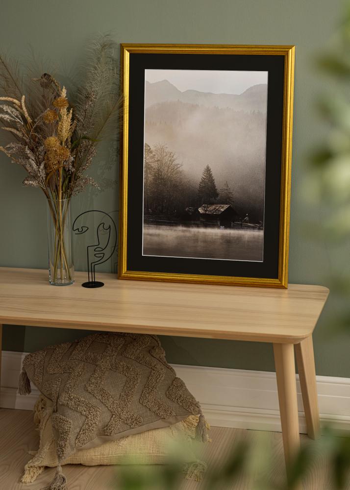 Ram med passepartou Frame Västkusten Gold 40x100 cm - Picture Mount Black 30x90 cm