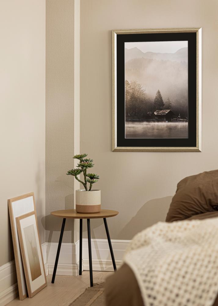 Ram med passepartou Frame Västkusten Silver 70x100 cm - Picture Mount Black 62x93 cm