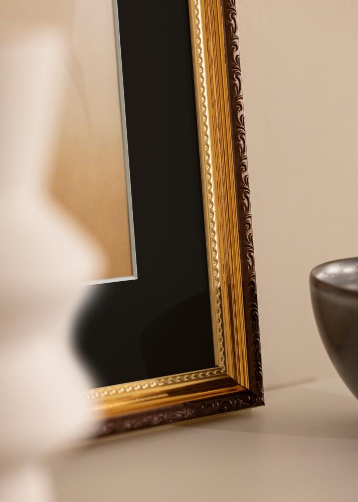 Ram med passepartou Frame Abisko Gold 40x50 cm - Picture Mount Black 27x35 cm