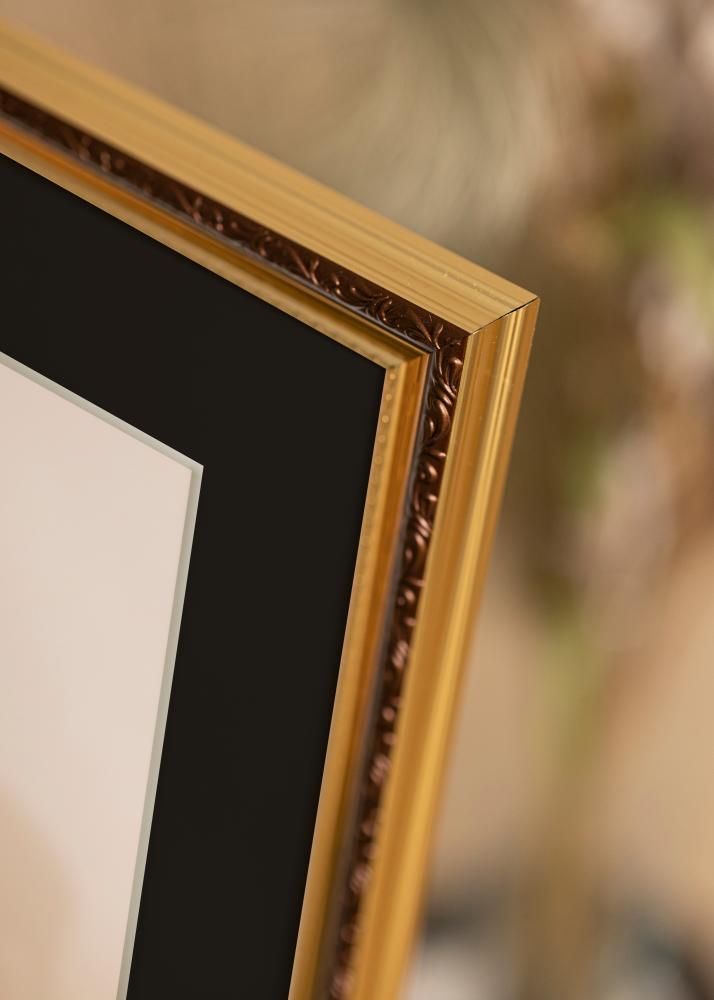 Ram med passepartou Frame Abisko Gold 40x50 cm - Picture Mount Black 27x35 cm