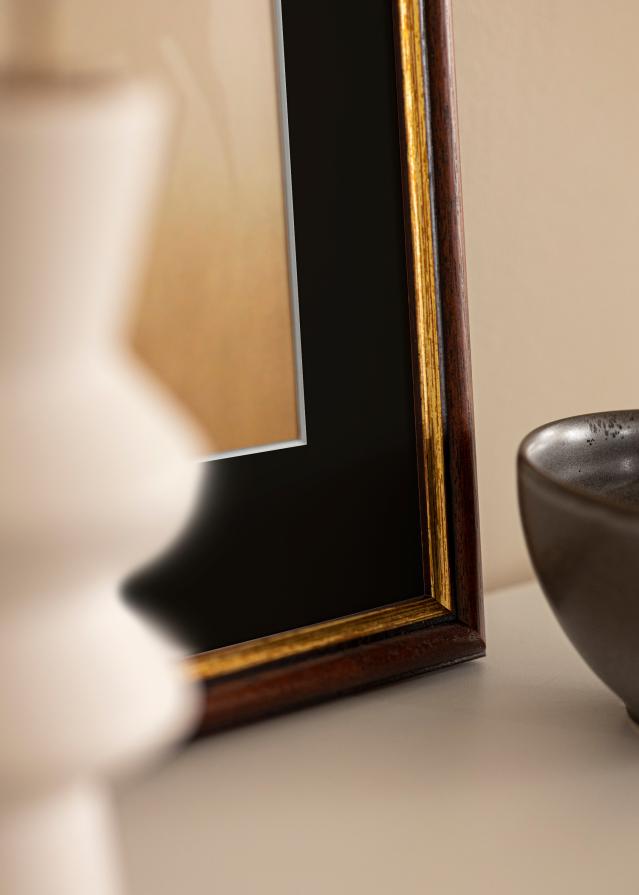 Ram med passepartou Frame Siljan Brown 45x60 cm - Picture Mount Black 30x45 cm