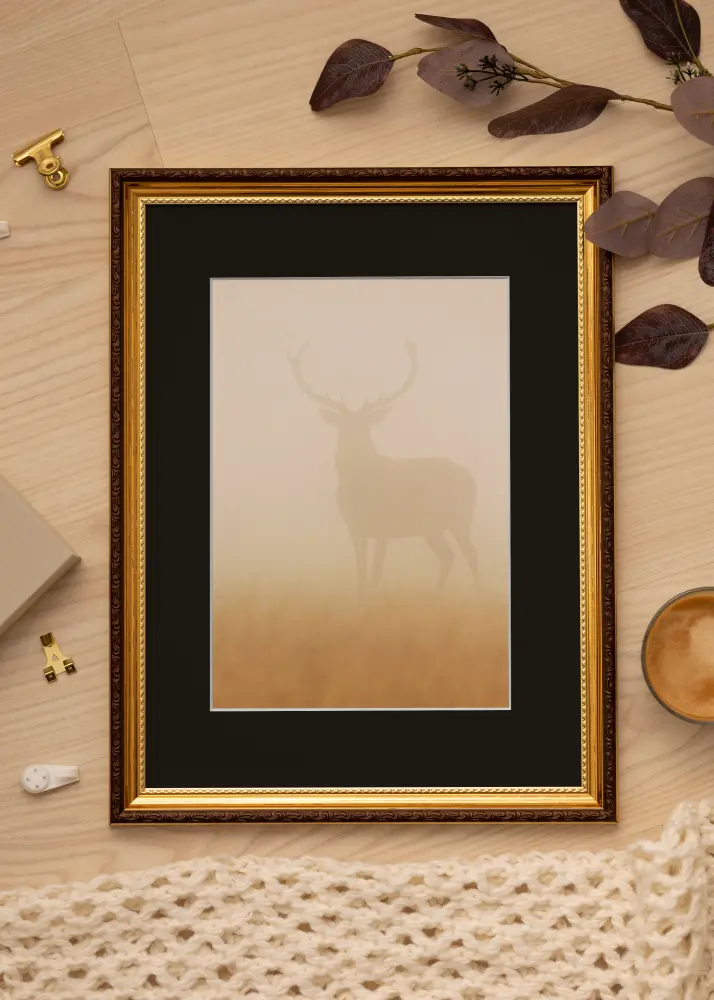 Ram med passepartou Frame Abisko Gold 50x70 cm - Picture Mount Black 42x59.4 cm (A2)
